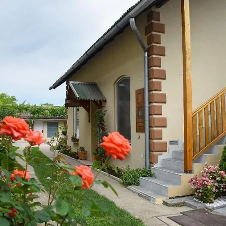 Golden Bis, Subotica Apartment Exterior photo